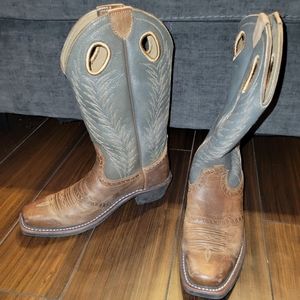Ariat style No. 10027372 4500063305 brown and dusty blue